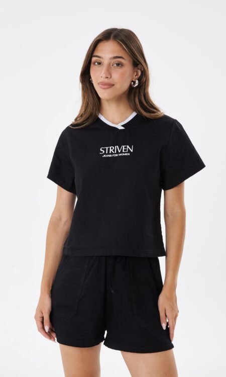 Remera rigida crop marca striven - Indico